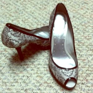 Great classy BCBGirls, good condition