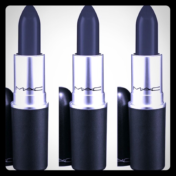 Authentic Mac punk couture lipstick in Hautecore.