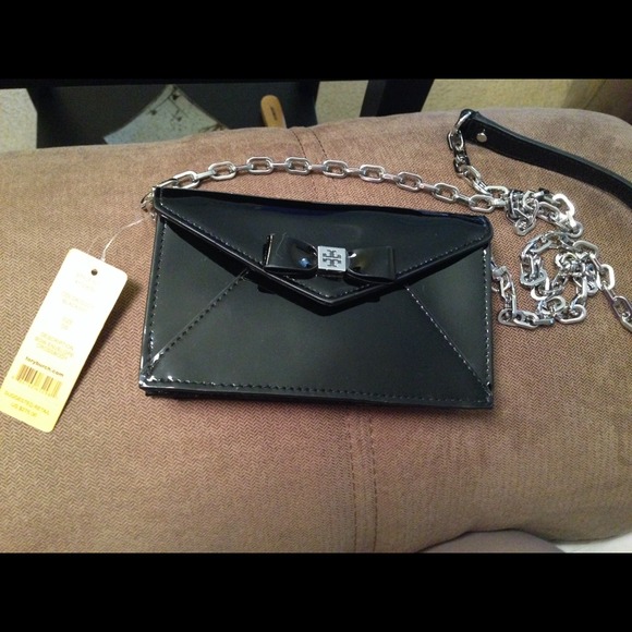 Tory Burch black purse SOLD-BUNDLED! 😊