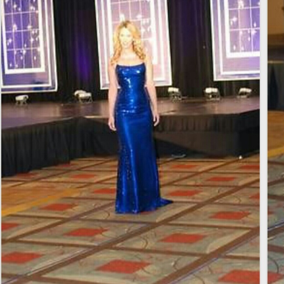 SALE !!! Sherri Hill Sequin Prom and Pageant Dress