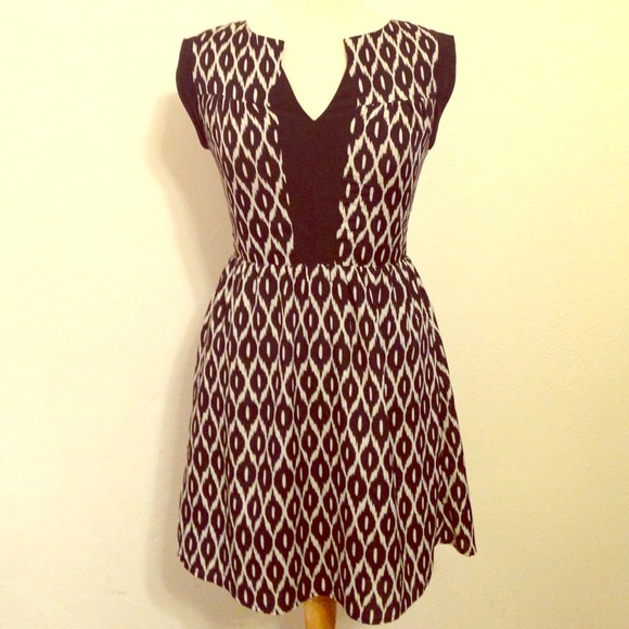 Black and White Printed Dress