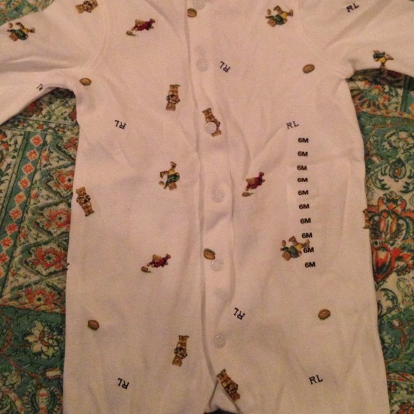 Infant clothing - Picture 2 of 2