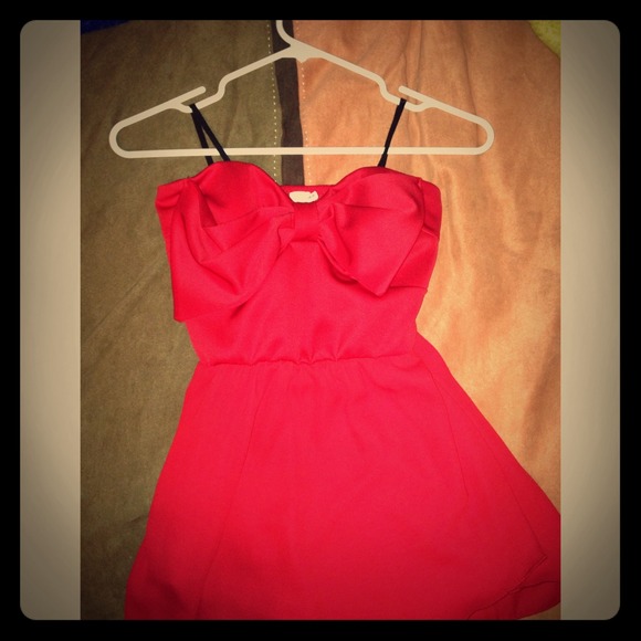 Bright Red Bow Top.