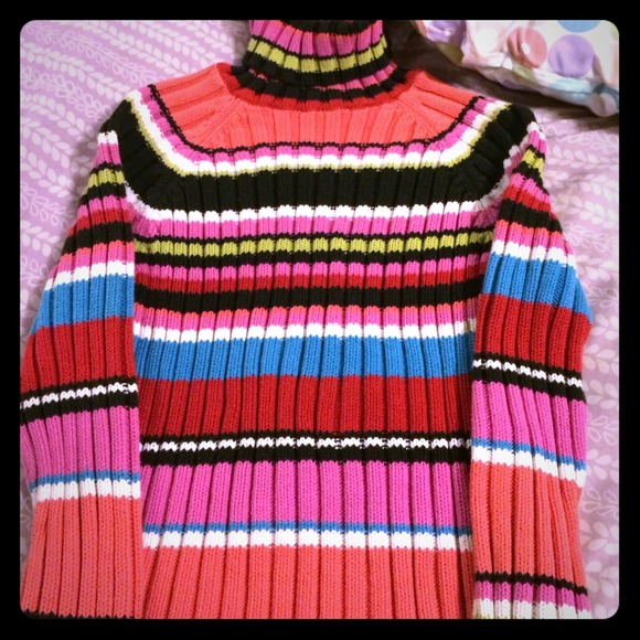 Turtle neck sweater