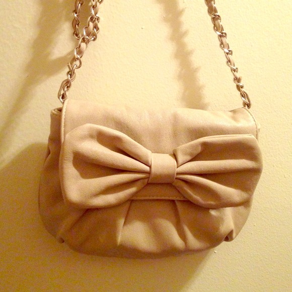 Bow Purse