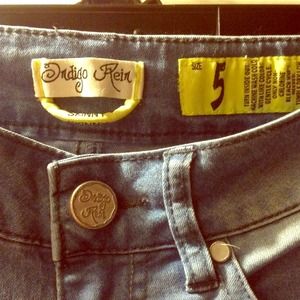 Light wash skinny jeans 😍