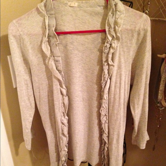 Ruffled trim cardigan