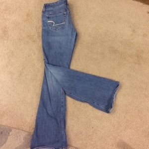 American Eagle Artist jeans!