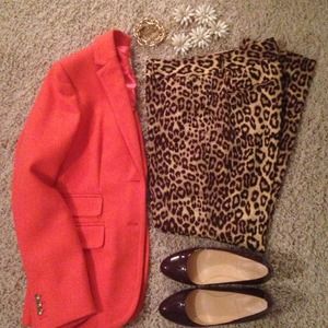 Banana Republic Pants - Beautiful leopard print pants! Banana Republic Pants - Beautiful leopard print pants!