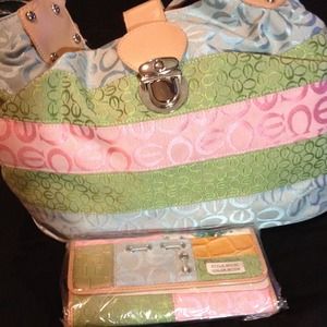 New purse with matching wallet