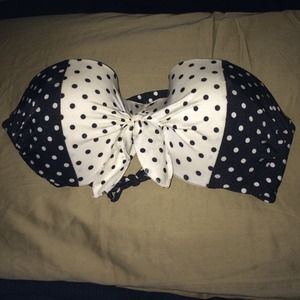 Victoria's Secret bathing suit top 34d