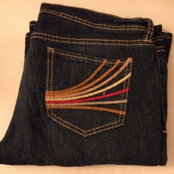Super cute dark blue jeans!!