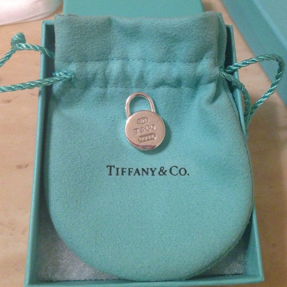 SOLD offline!!!!!💌