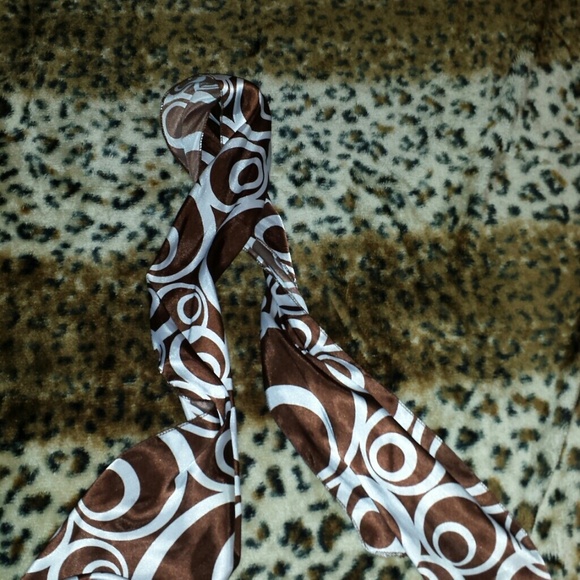 * Head wrap *