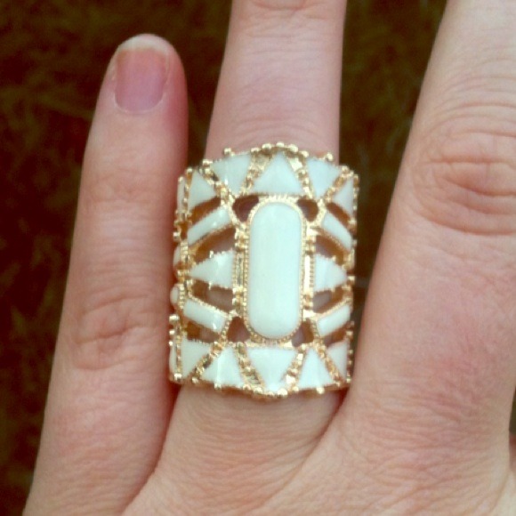 Tribal white and gold ring!!! - Picture 1 of 2