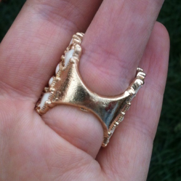 Tribal white and gold ring!!! - Picture 2 of 2