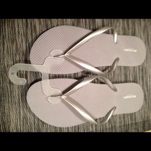 Silver old navy flip flops