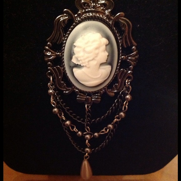 ♥BUNDLE Sold*♥***Cameo