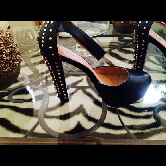 🎉 HOST PICK 2/15 🎉Hiral by JustFab - Picture 4 of 4