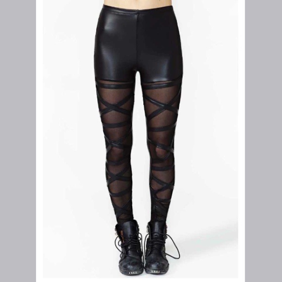 Criss Cross Leggings