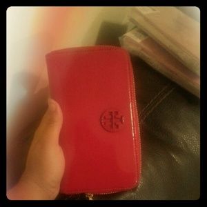 Patent leather wallet