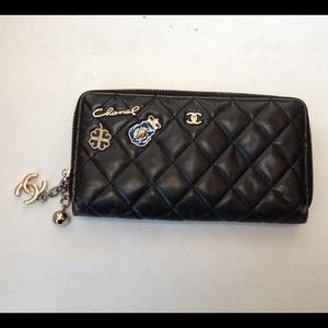 2007 Black quilted Chanel lucky charm wallet