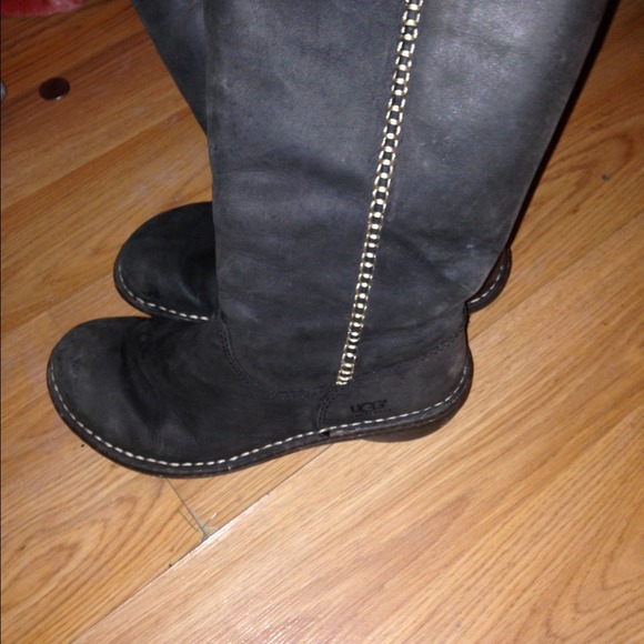😲sold😲uggs - Picture 2 of 4