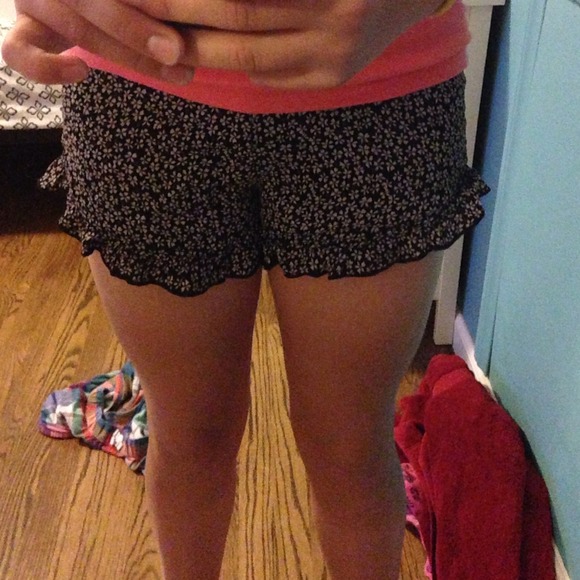 Brandy Melville shorts