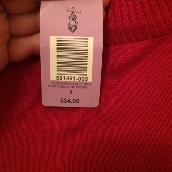 Scoop neck sweater from torrid - Picture 2 of 2