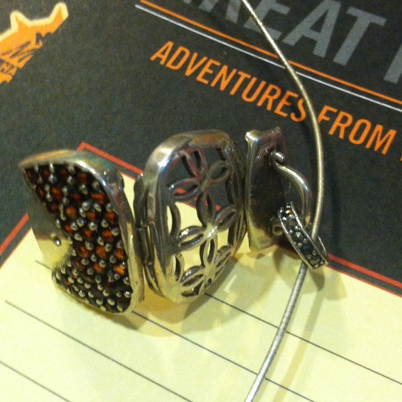 SOLD - Picture 3 of 4