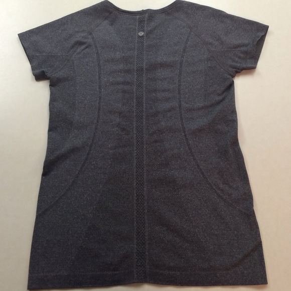 Lululemon Swiftly Vneck Tee - Picture 3 of 4
