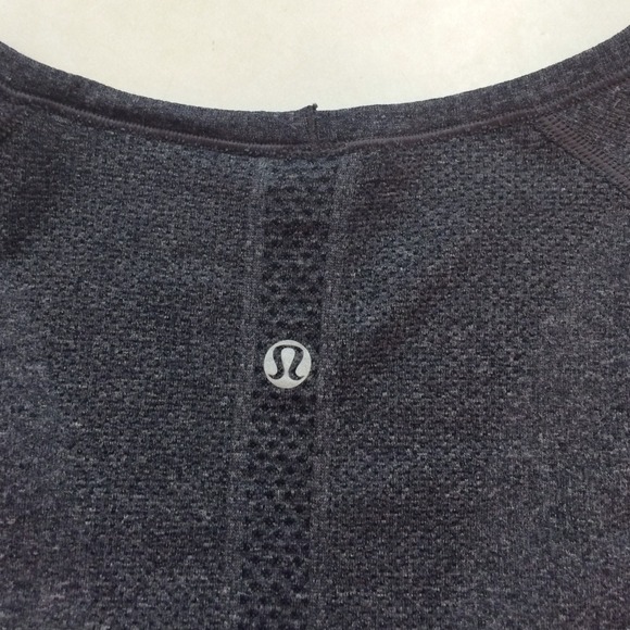 Lululemon Swiftly Vneck Tee - Picture 4 of 4