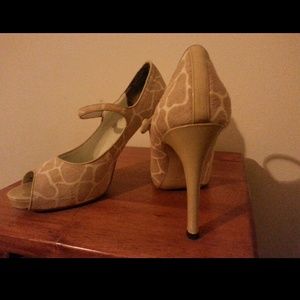 Ponyhair mary jane pumps