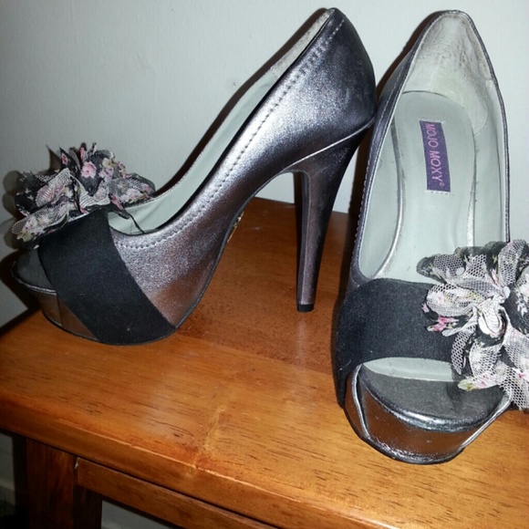Pewter open-toed hidden platform pumps - Picture 1 of 3