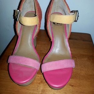 Pink multi-colored wedge sandal