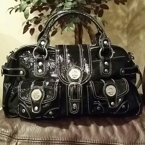 GORGEOUS!!  London Fog Satchel in Black Patent