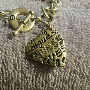 Bracelet
