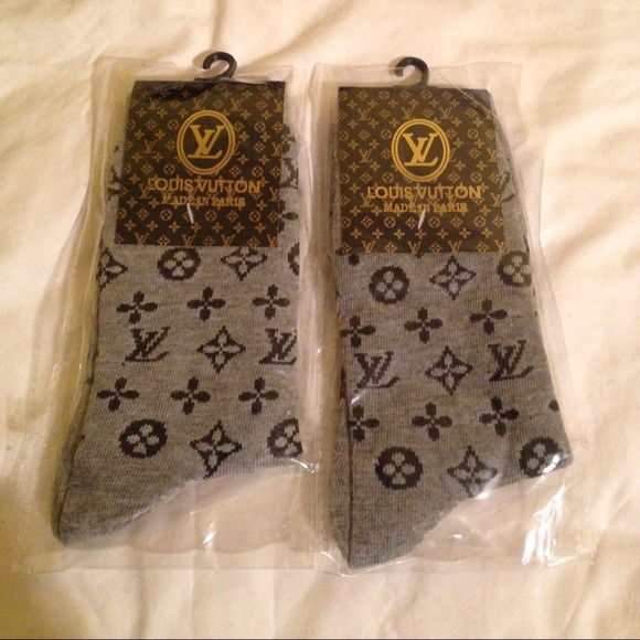 Louis Vuitton Shoes - GRAY LOUIS VUITTON UNISEX SOCKS