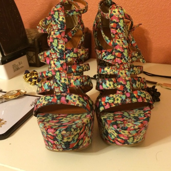 ❌Sold❌ - Picture 2 of 3