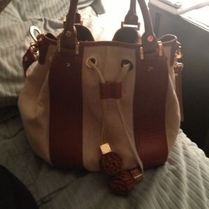 Lrg Tori Burch tote, removable strap...