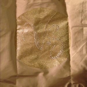 Victoria's Secret tote!