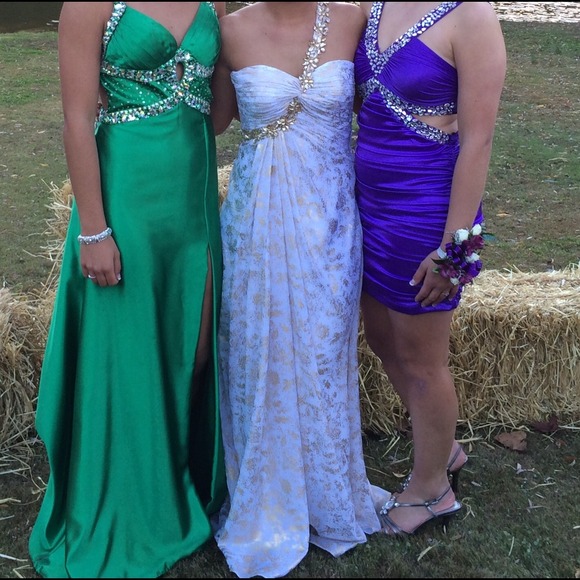 La Femme: 17805 Open back Homecoming dress - Picture 4 of 4