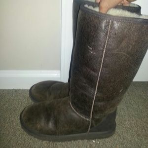 Ugg brown leather snow boot