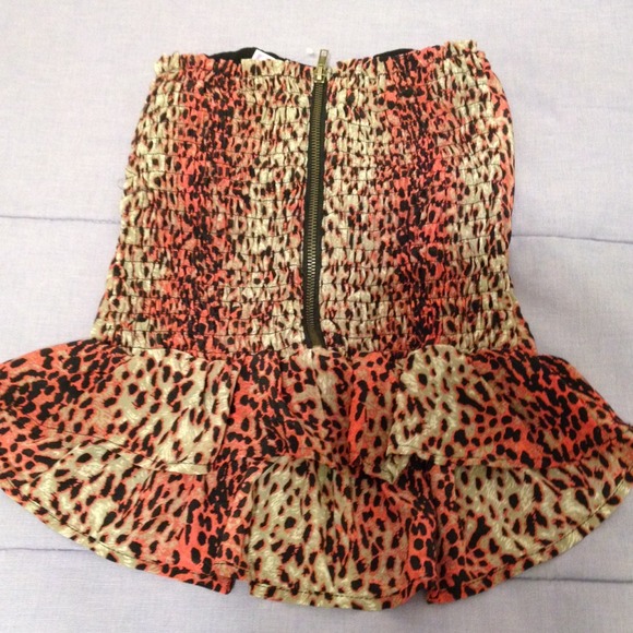 Red and tan ombre leopard peplum tube top - Picture 3 of 3