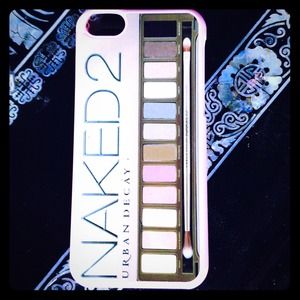 Naked 2 iPhone 5c case light pink