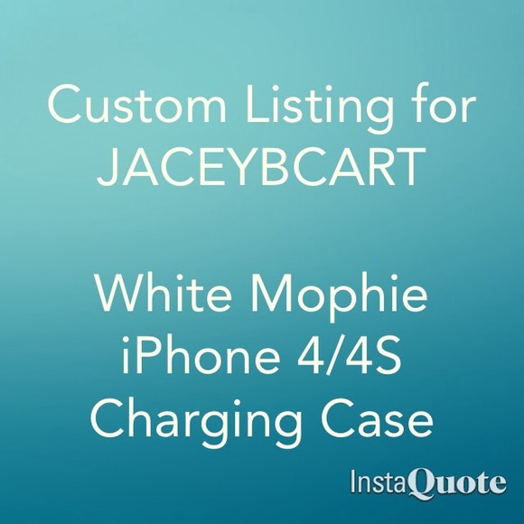 White Mophie iPhone 4/4S Charging Case