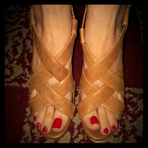 Jessica Simpson wedges