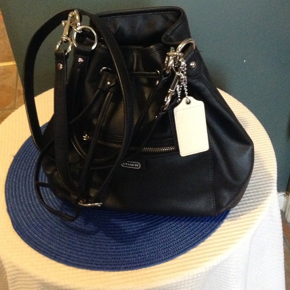 SOLD IN BUNDLE COACH CROSSBODY - Picture 2 of 4