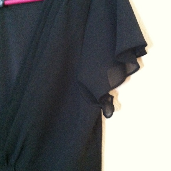 Top - Picture 3 of 4