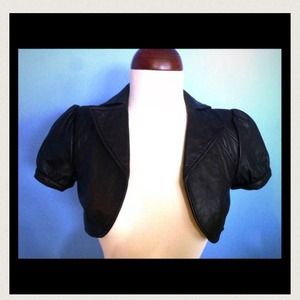 Leather cropped jacket